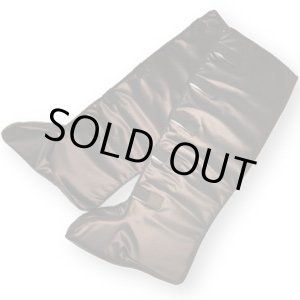 画像: 【送料無料】 セラミックヒートミットフット（ブーツ型） 【遠赤外線ブーツ型ヒートマット】　ロングタイプ　脚用保温ミット